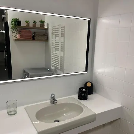 2-bedroom With Port View